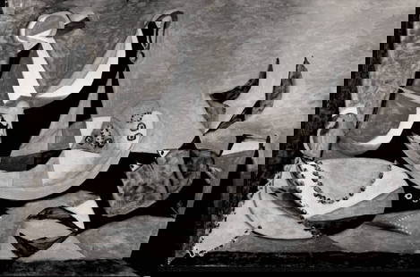 Original Vintage Photography Pablo Picasso Tate Gallery: Original Vintage Photography Pablo Picasso - The soles - SIZE: 8 1/2 x 5 1/2 inches. Please see Front and back of the image:Photo may have bent corners and damaged, May have marks and writings,Please