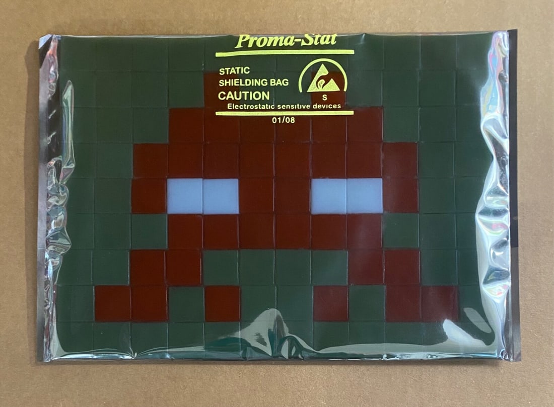 Invader , Invasion Street Art Kit #6 “Runner (1 of 3)