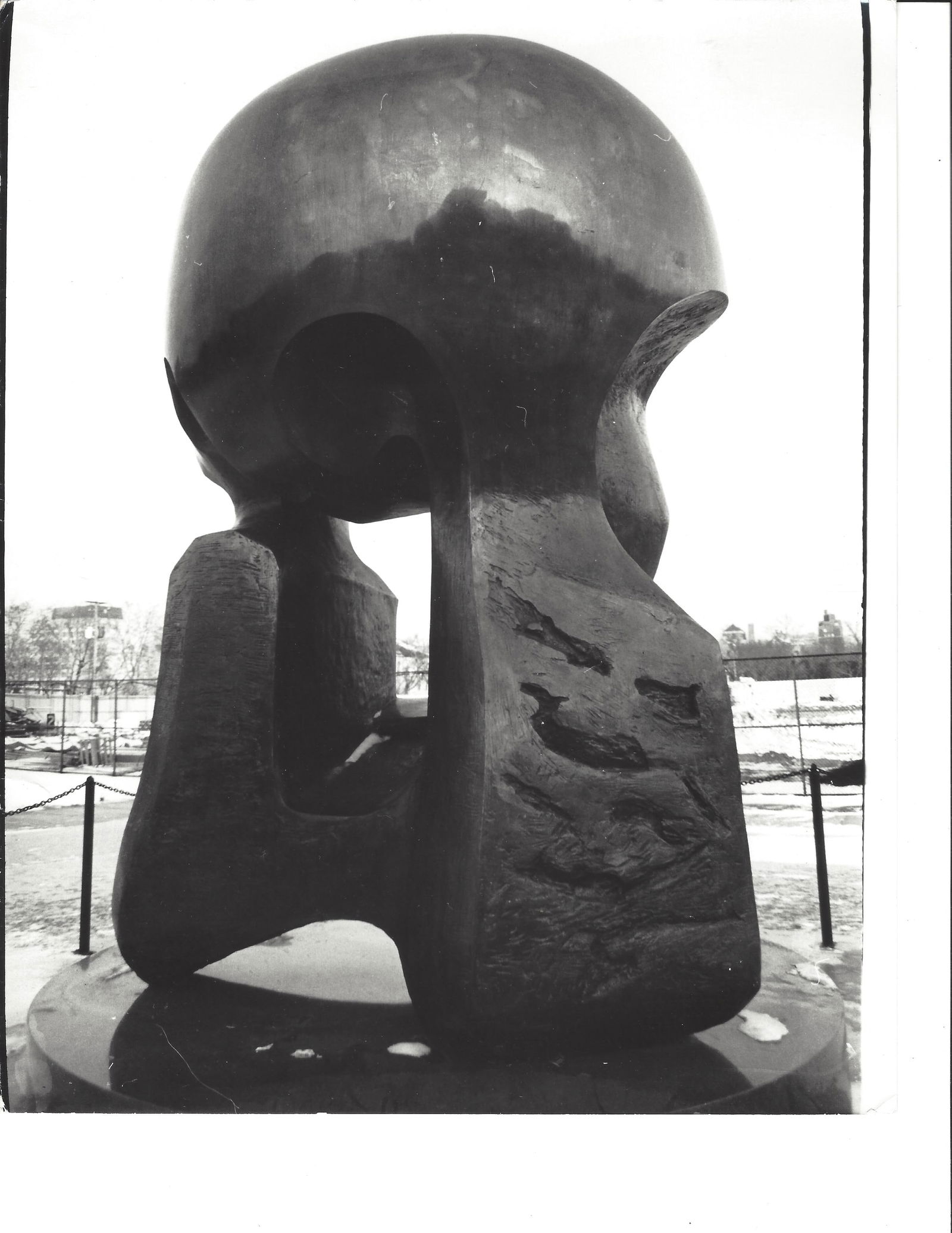 RECENT BRITISH SCULPTURE – Works – The Henry Moore Artwork