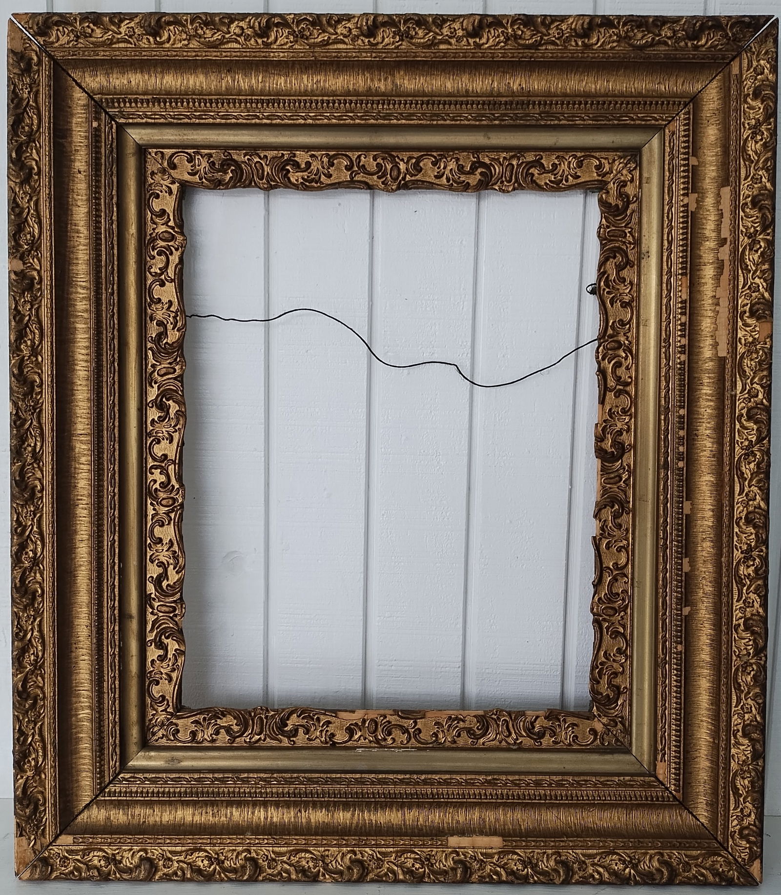 Antique 19th C Victorian Ornate Picture Frame W/ Carved Gilt Wood & Gesso (1 of 10)