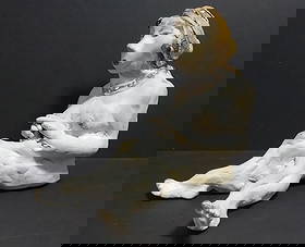 Lois B Herrick Abstract Biomorphic Sculptures: Lois B Herrick Abstract Biomorphic Sculptures, Purple Lola - Sculpture by Lois Herrick . Size: 5" x 10" x 8"1/2 Height.