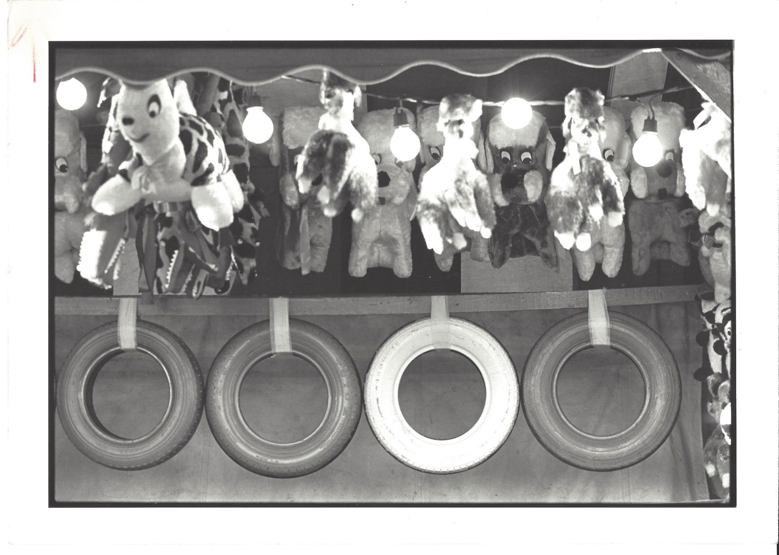 1980 Photo "Untitled, Fort Myers, Florida" by Robert Rauschenberg: 1980 Photo "Untitled, Fort Myers, Florida" by Robert Rauschenberg Photo Size: 10 x 8 inches.Provenance: New York-Based Photography Collector & Curator -Collection of Rare Photographs. Note: Please stu