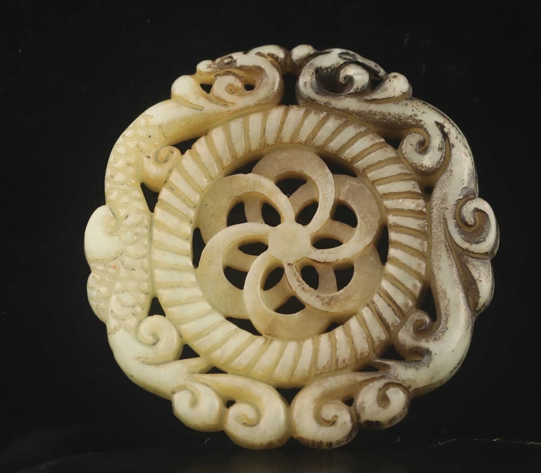 Old Natural Jade Hand-Carved Jade Hand Carved statue of Double Dragon Pendant (1 of 3)