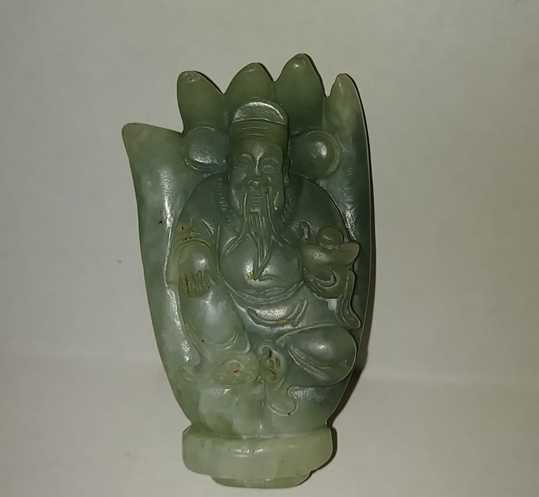 Old Chinese natural jade hand-carved buddha pendant (1 of 2)