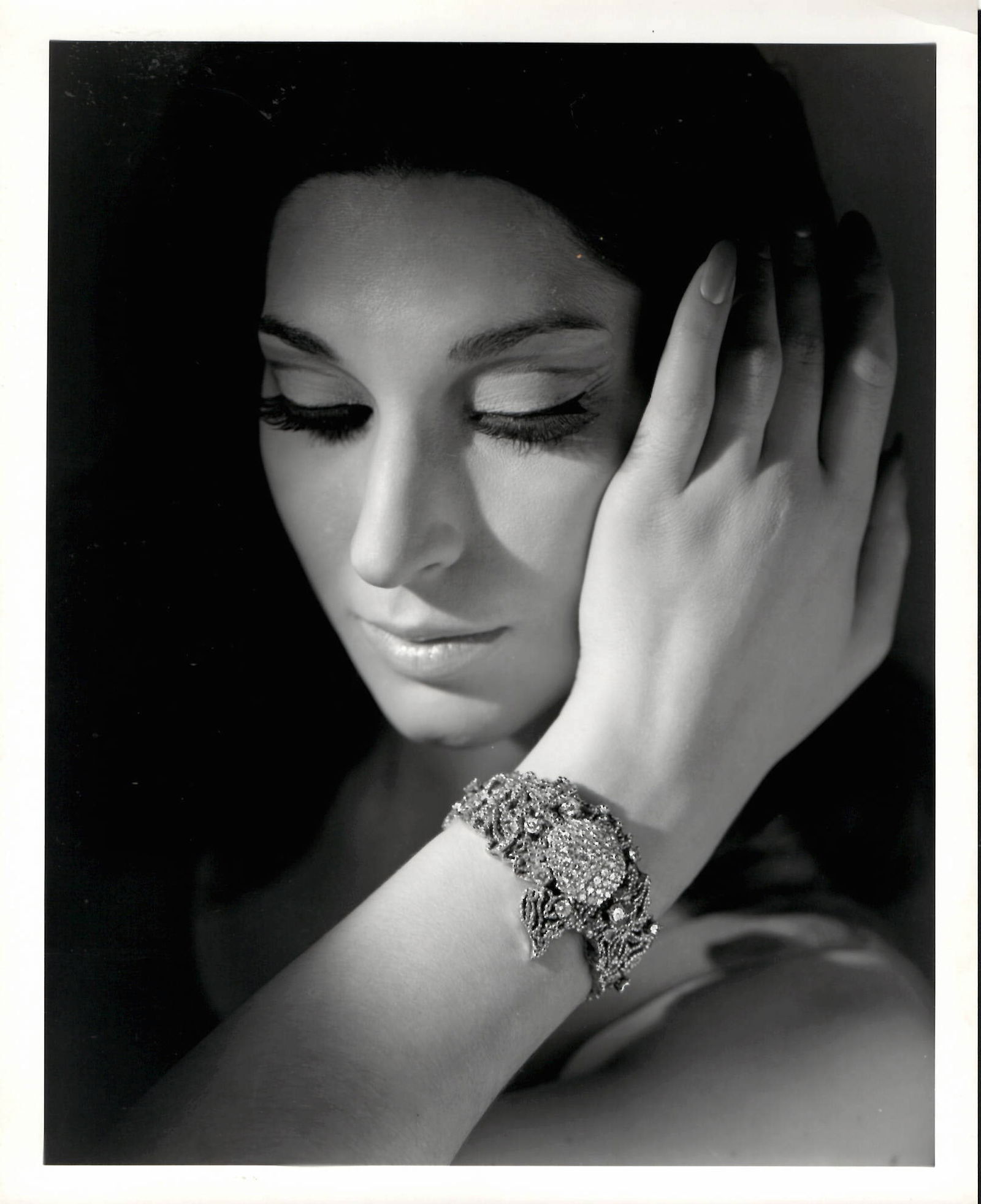 Rare Avant Garde Experimental Photography: Abstract B&W Avant-Garde Experimental-Photography. Print Size: 8 x 10 Inches.May have Wrinkling-edge wear-stains-creases Ã‚Â—- See photos for condition, Due to the difference in monitor settings