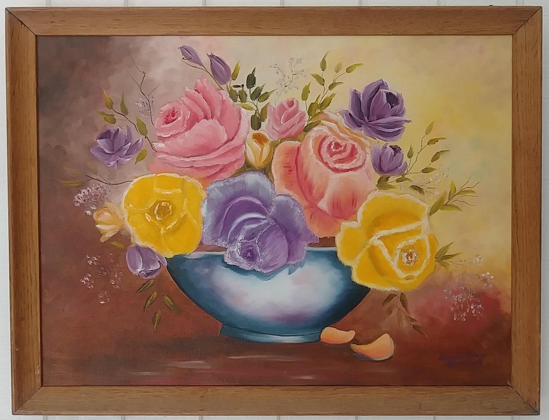 A.Bettiol (CA)Bouquet of Roses) Oil Painting On Canvas.: A.Bettiol (CA) Bouquet of Roses) Oil Painting On Canvas. Approx Painting: 18 x 24 inches. Frame Size : 20 x 26 x 3 inches. Frame may have scratches and marks due to storage. Good vintage condition. Se