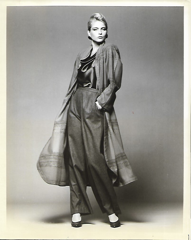 1984 Original Photo Woman Models Vintage Fashion: 1984 Original Photo Woman Models Vintage Fashion. Size: 8 x 10 inches