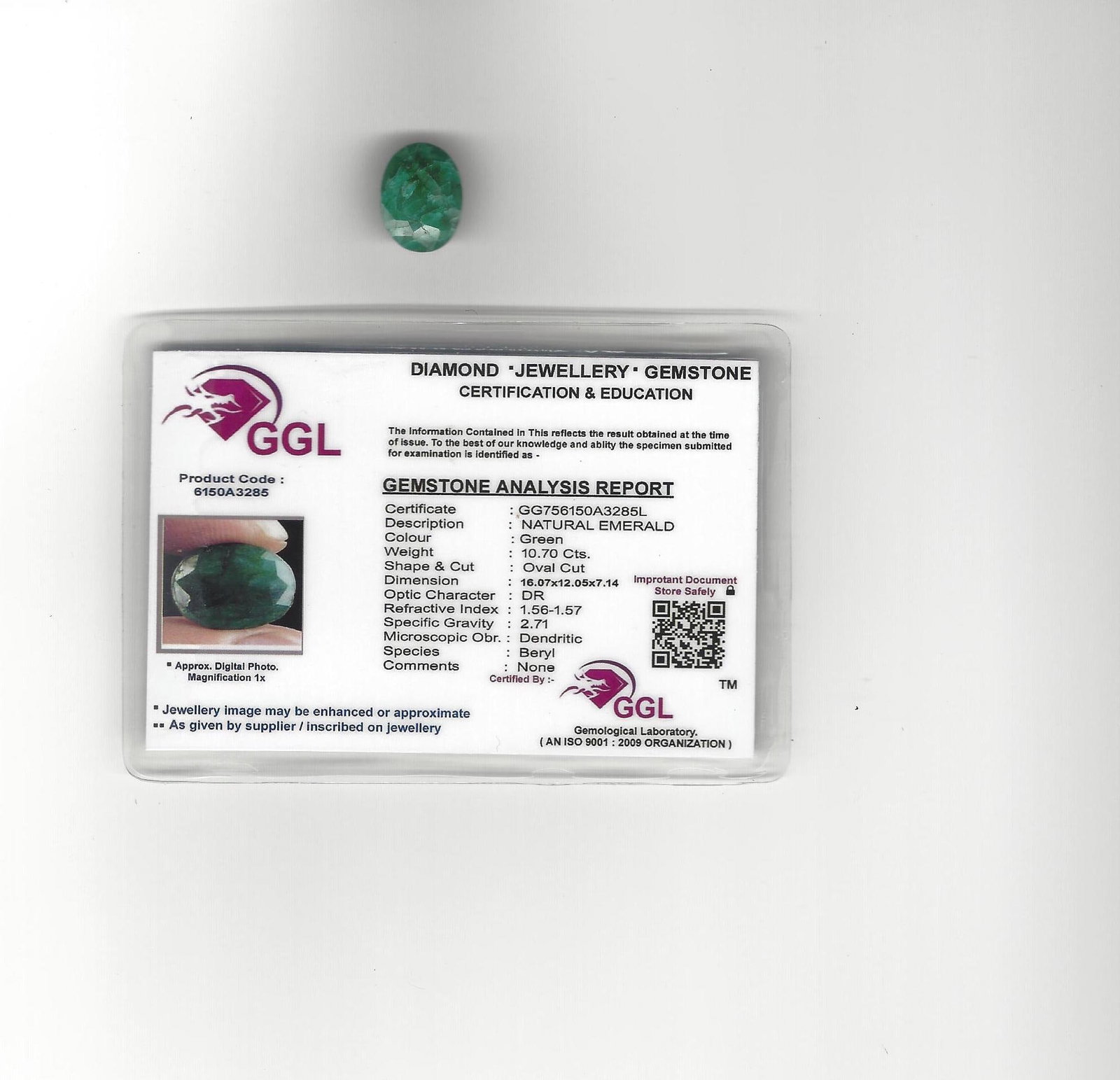 Certified Green Handcrafted Certified Emerald Gemstone.: Certified Green Handcrafted Certified Emerald Gemstone. NOTE: Read Certificate for Size and accurate Description. Pictures are as accurate as possible, however color may look different on each monitor
