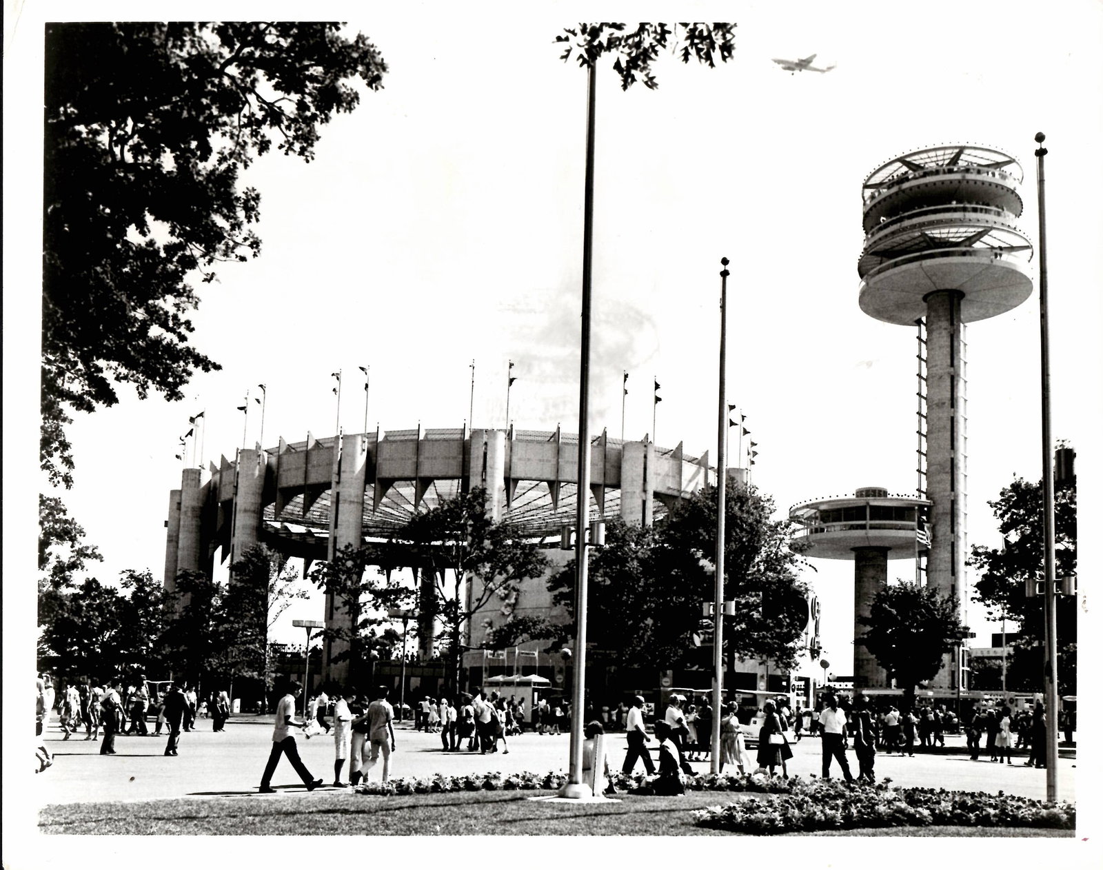 1964 Photography New York World’s Fair-New York State Exhibit-Waltham MA Teachers (1 of 2)