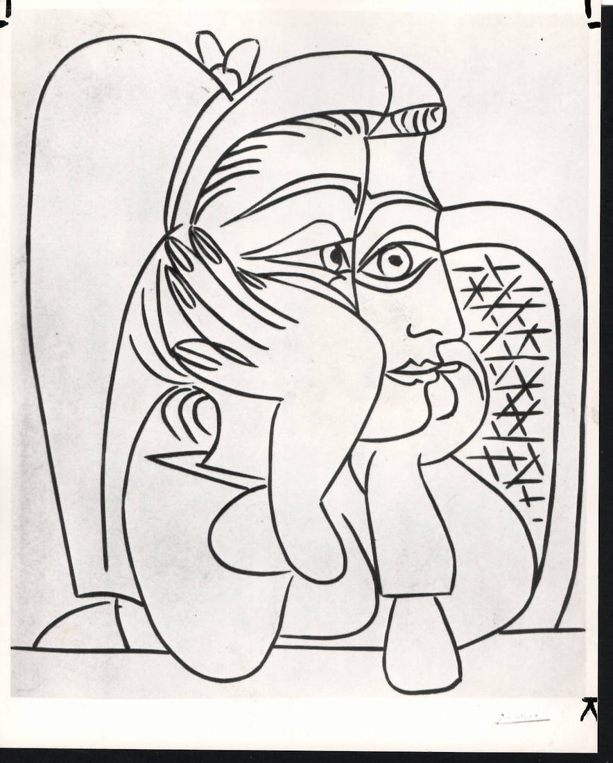 1959 Pablo Picasso Photo of Drawing: 1959 Pablo Picasso Photo of DrawingPhoto size:8 x 7 inches Provenance: New York-Based Photography Collector & Curator -Collection of Rare Photographs. Photo may have bent corners and damaged. Please l