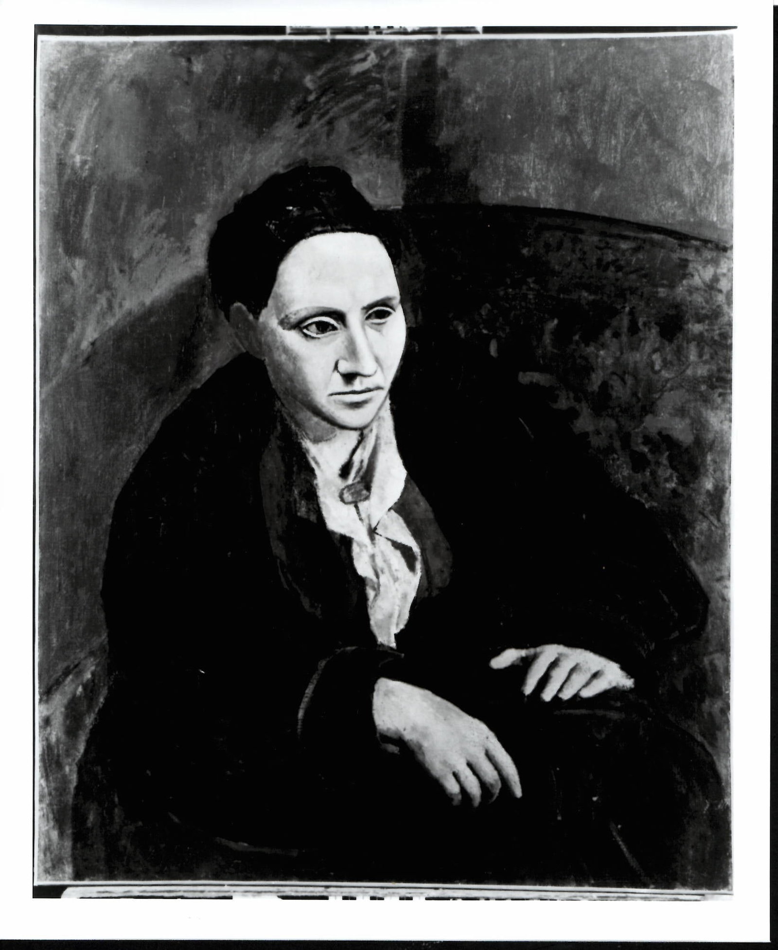 Pablo Picasso NYC Photo Exhibit. Labeled onThe Verso: Pablo Picasso NYC Photo Exhibit Metropolitan Museum of art .Labeled on the verso Approx Photo size:8 x 10 inches