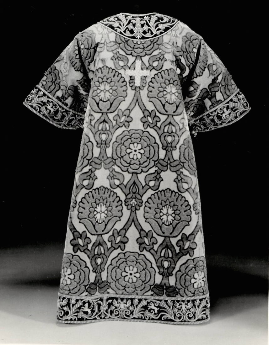 Treasures from The Kremlin Photograph: Treasures from The Kremlin Photograph Provenance: New York-Based Photography Collector & Curator -Collection of Rare Photographs. Photo size: 10 x 8 inches. Note: Please study the images carefully to 