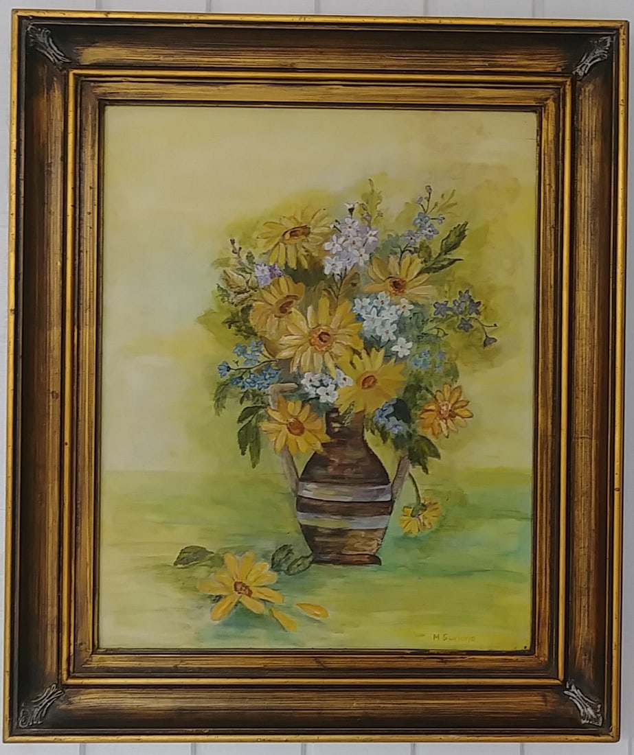 Vintage Original Flower Oil Painting Signed.: Vintage Original Flower Oil Painting Signed.. Canvas board.. Approx: Painting Measurements: 16 x 20 inches. Approx Frame Measurements: 22 x 26 x 2 inches. See photo.We pack & Ship for you. We take car