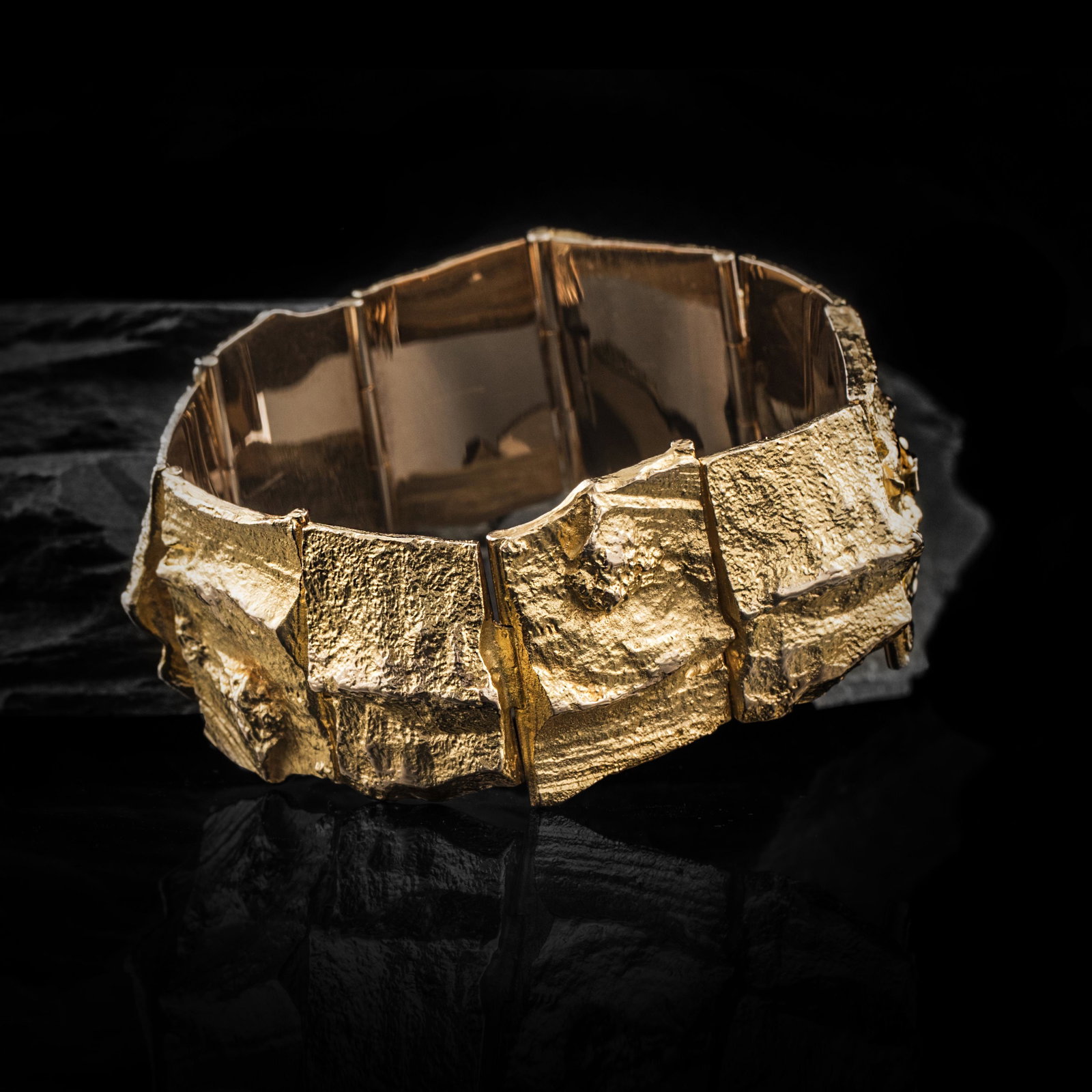 BjÃ¶rn WeckstrÃ¶m: Impressive armband / armwrist gold ”Oksat Mukana” designed by Finnish designer BjÃ¶rn WeckstrÃ¶m for Lapponia 1969. Hand made by order.
