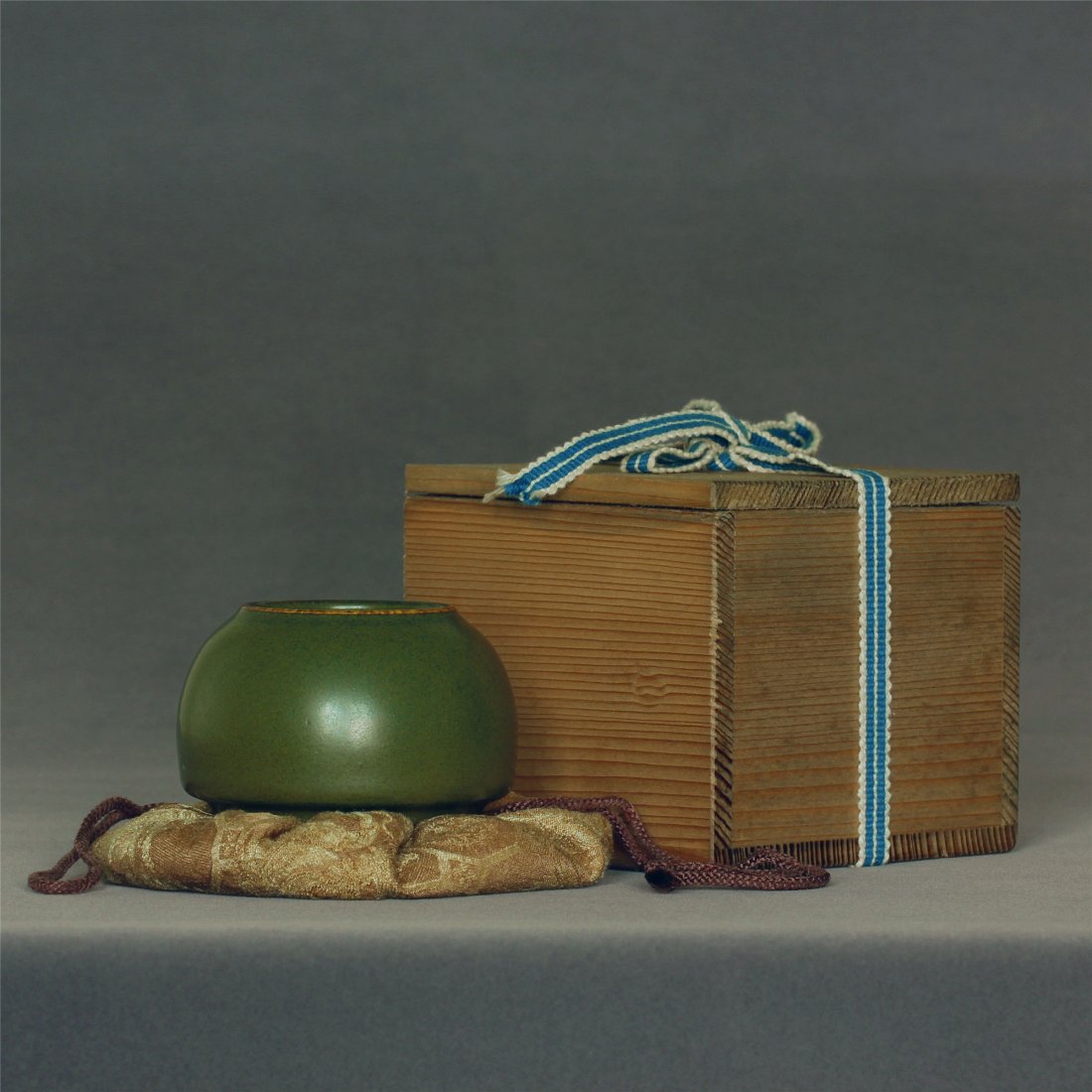 Tea glaze porcelain brush washer of Qing Dynasty (1 of 10)