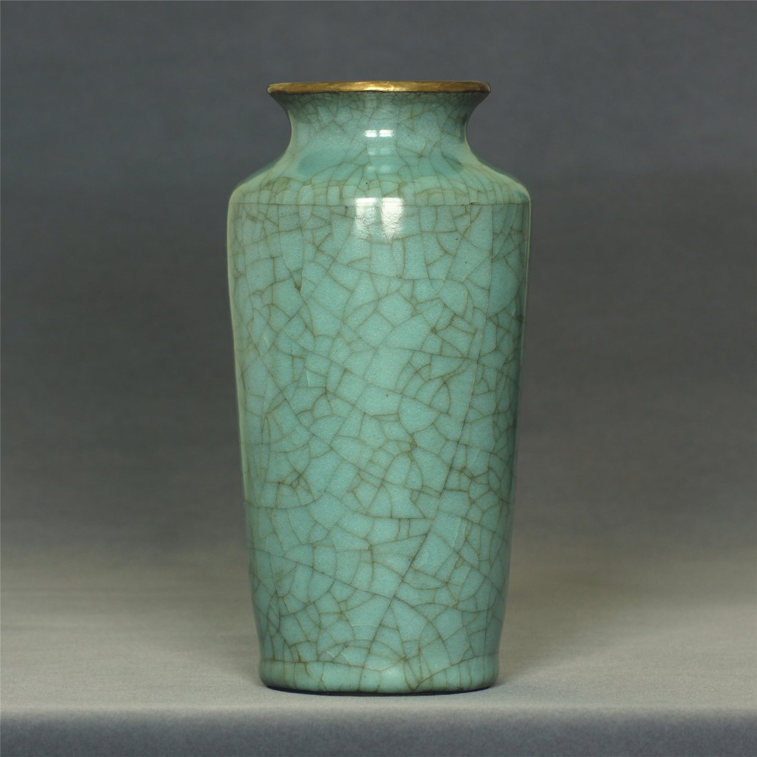 A Guan-Kiln Vase Southern Song Dynasty. (1 of 10)