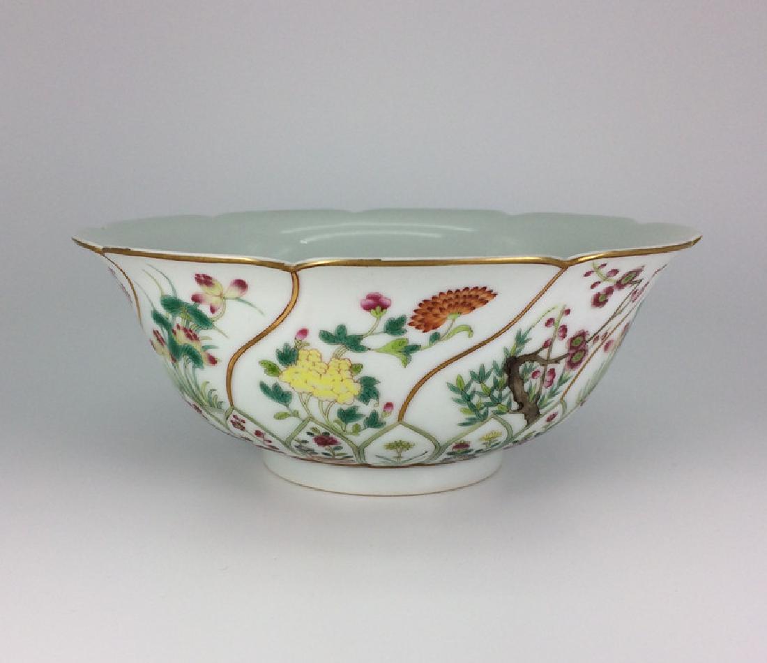 Famille rose porcelain bowl of Qing Dynasty YongZheng (1 of 10)