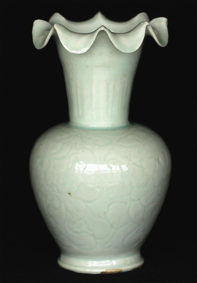 Chinese 'HuTian' 'YingQing' Porcelain Vase: Chinese 'HuTian' 'YingQing' Porcelain Vase of Ming Dynasty. Measure(inch), Length: 8 ,Diameter: 4-3/8. Click Here for the HD Pictures