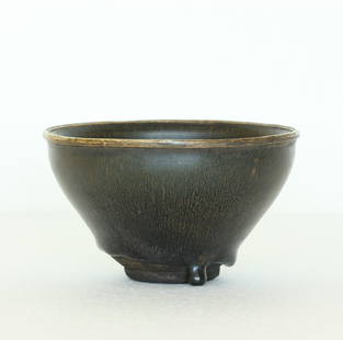 Chinese 'Jian' 'Hare's Fur' 'TENMOKU' Bowl Southern: Chinese 'Jian' 'Hare's Fur' 'TENMOKU' Bowl Southern Song Dynasty. The rim mounted in metal, with Japanese silk pouch. Bowl Measure(inch), Height: 2-3/4, Diameter: 4-3/4. Provenance: Collectible of Jap