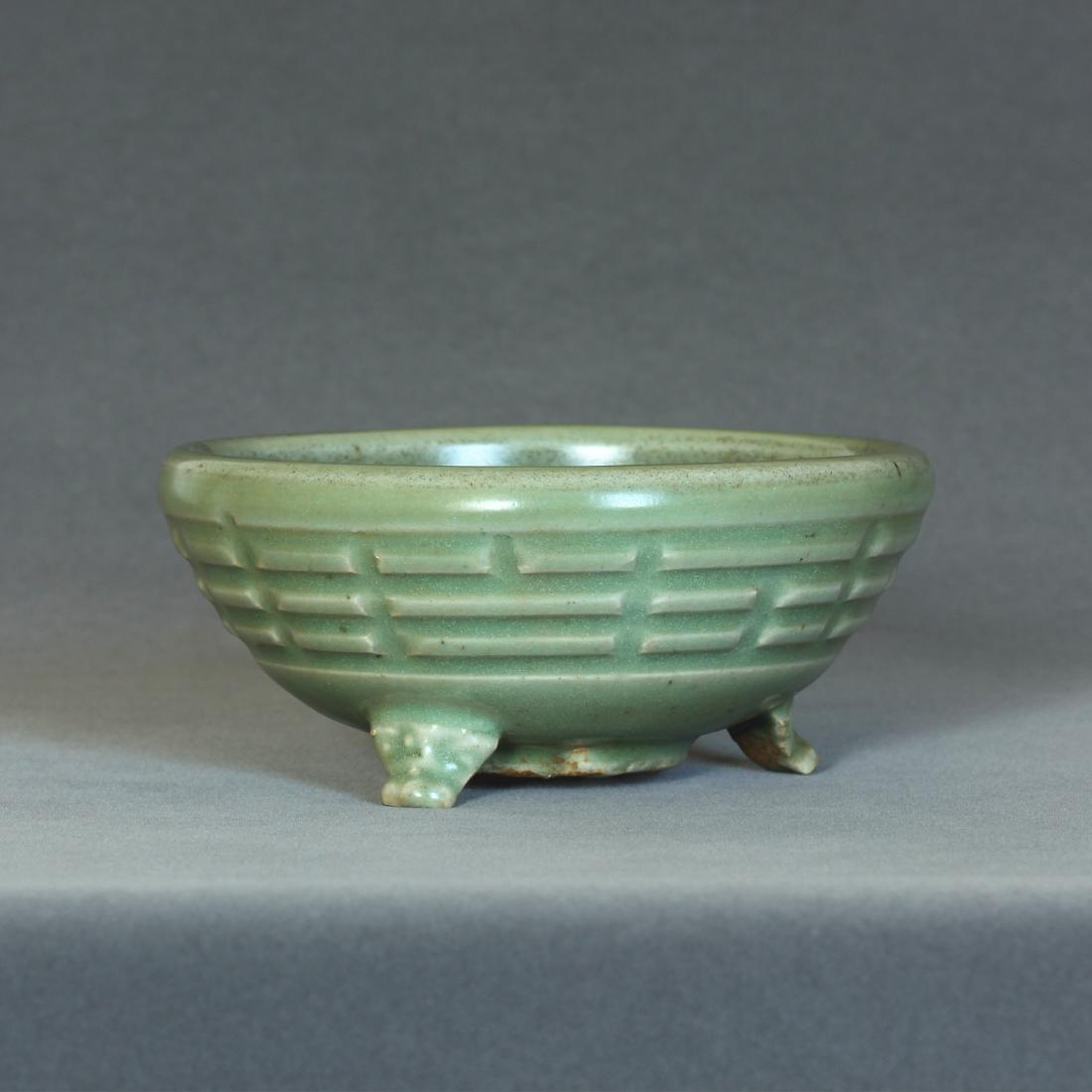 A Chinese LongQuan-Kiln Three Feet Brush Washer Ming (1 of 7)