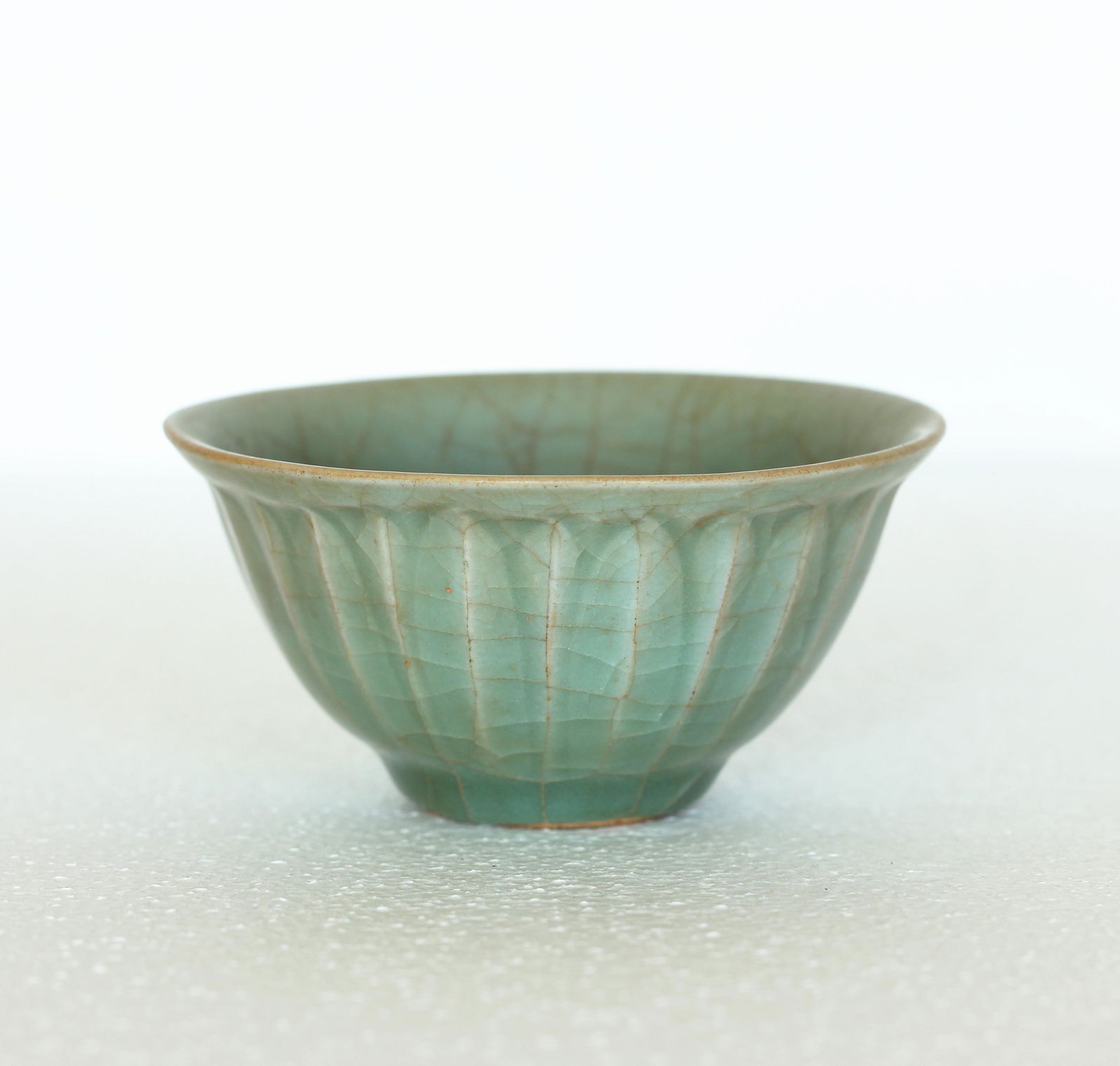 A Chinese LongQuan-Kiln Small Bowl Southern Song (1 of 7)