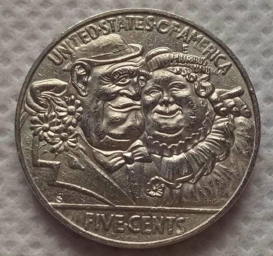 1915 USA Fat Couple Indian Coin: 1915 United States of America Fat Couple Indian Coin. Unique design. Non-currency coin. Size ? United States nickel.
