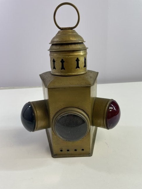 Antique Brass Bow Light 3 Bullseye Lenses Clear Red (1 of 12)