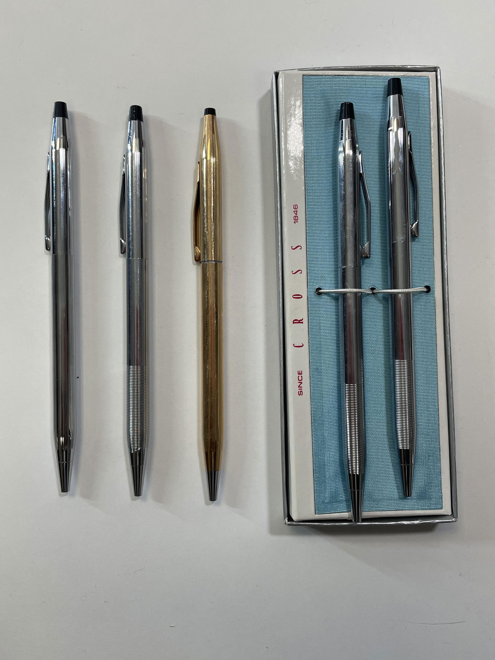 (5) Cross Pen Lot - 1 14kt Gold Filled and 4 Silver (1 of 11)