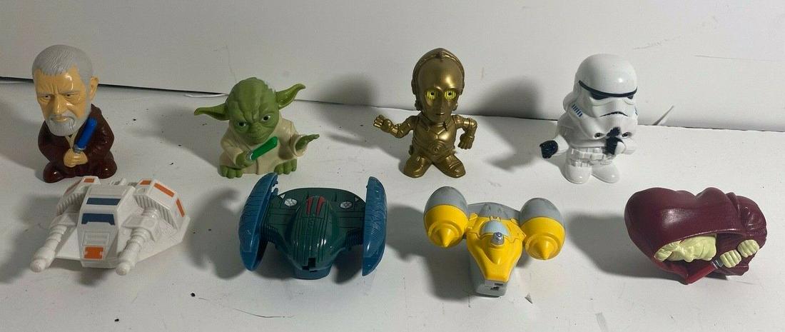 8 - 2005 Burger King Star Wars Figures (1 of 9)