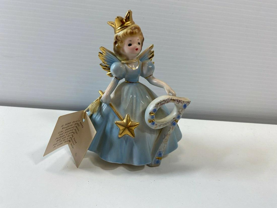 VTG A Josef Original Birthday Angel The Ninth Year: Vintage A Josef Original Birthday Angel The Ninth Year. its a birthday Angel with a wanting with her hand on the giant 9 in the front. It is in good condition, it does need to be cleaned. it measures 