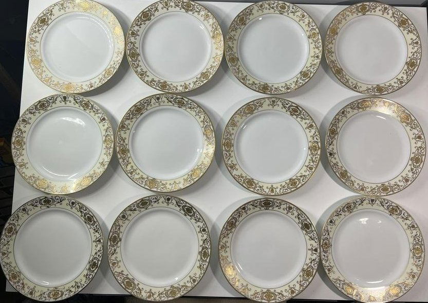 (12) Noritake Christmas Ball Dinner Plates No. 16034 Made in Japan (1 of 18)