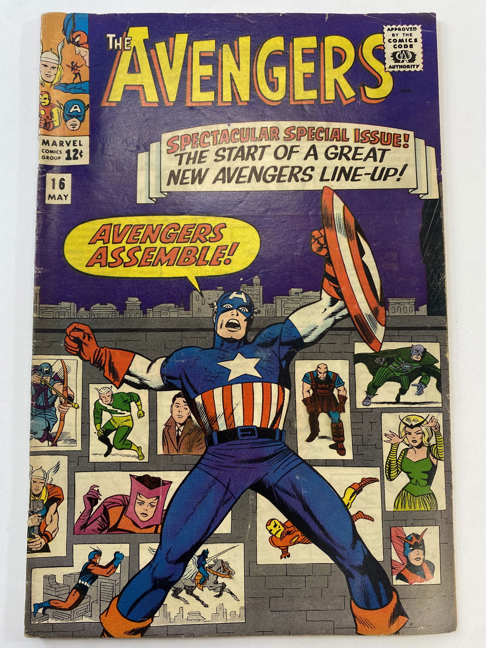 The Avengers May 1965 Vol. 1 No. 16: The Avengers May 1965 Vol. 1 No. 16. Caption: Spectacular Special Issue! The Start of a Great New Avengers Line-Up!" I looked through the book and it appears to be Low to Medium Grade 3.0 to 6.5 condi