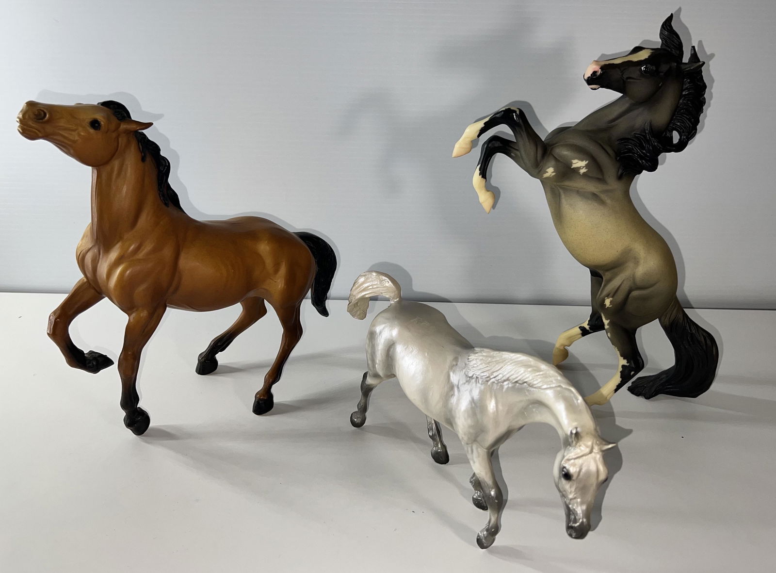 (3) Breyer Model Horses: Diablo, The Mustang, Blue Suede Shoes & White Horse (1 of 4)