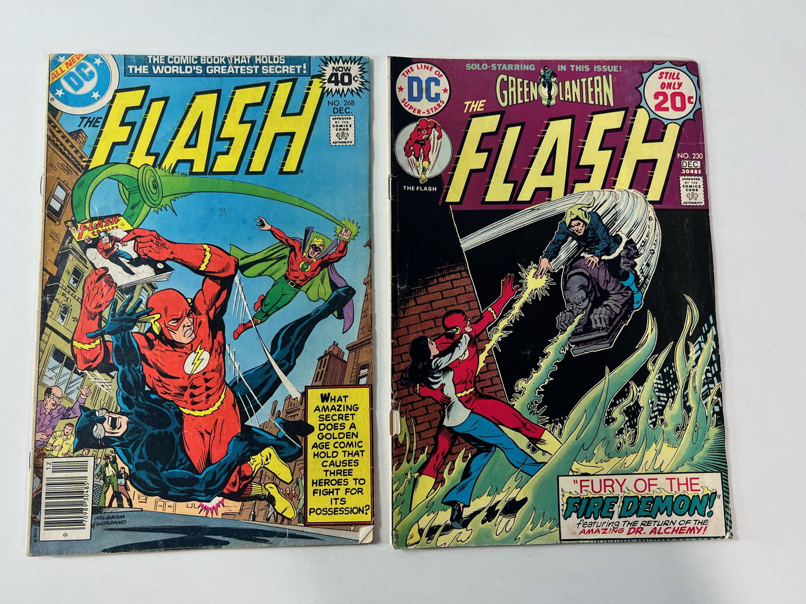 (2) The Flash Vol. 30. No. 268 Dec 1978 & The Flash Vol. 25 No. 230 Nov-Dec 1974 (1 of 6)
