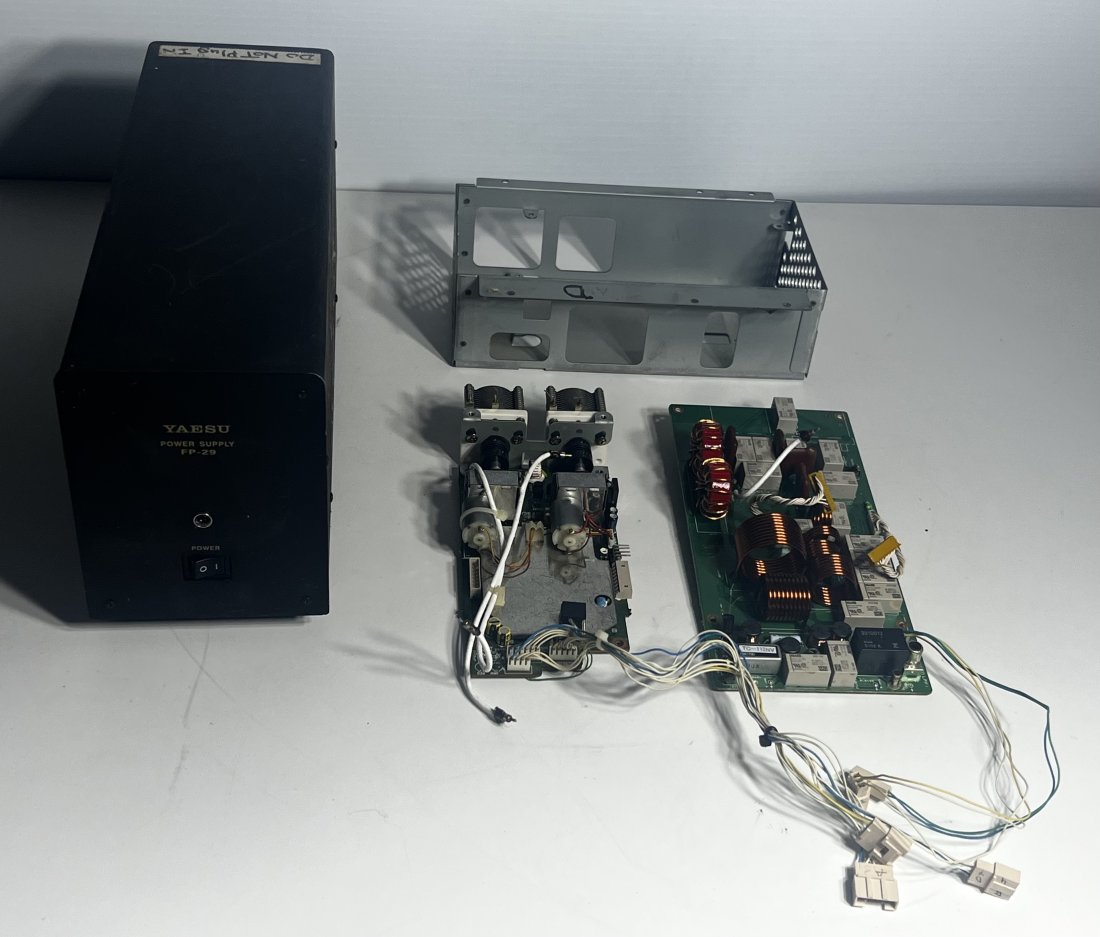 YASEU Power Supply FP-29 & FT 1000 MP For Parts Only (1 of 11)