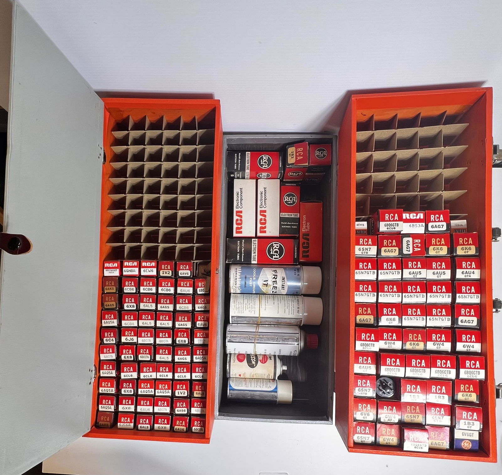 RCA Tubes Lot of 119 in the Boxes 5 Cans of Assorted Sprays and GE Repairman Tube Case (1 of 7)