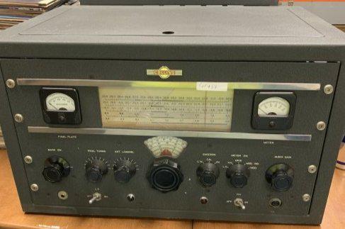 Vintage Collins 32V 1 Transmitter Rare: Vintage Collins 32V 1 Transmitter Rare.Serial No. 441. The 32V-1 transmitter was introduced in late-1946. It featured some of the designs that Collins had developed during their WWII production of tra