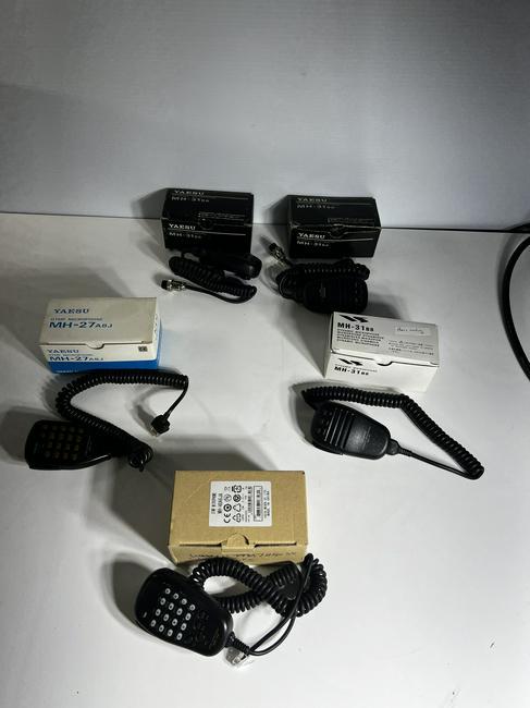 Lot of 5 Ham Radio Microphones (1 of 9)