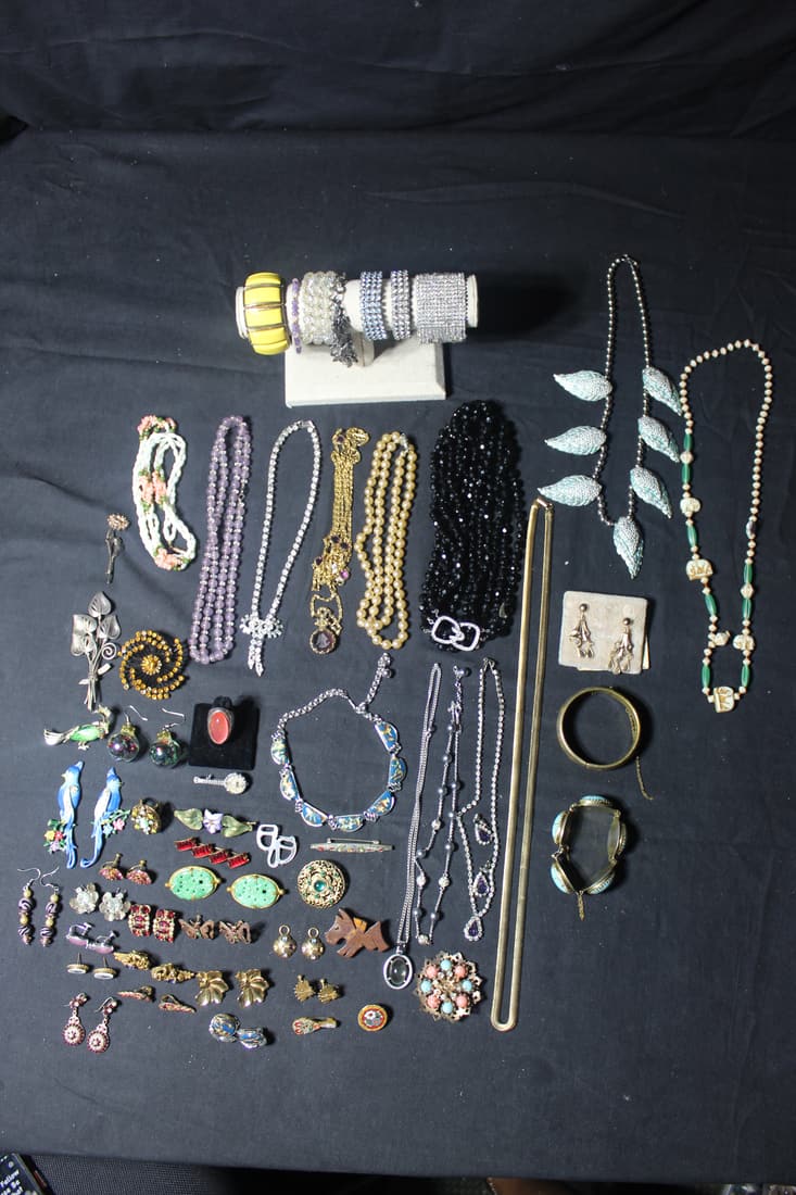 Lot of 60 Mixed Lot of Costume Jewelry - Necklaces, Earrings, Brooches, Bracelets (1 of 14)