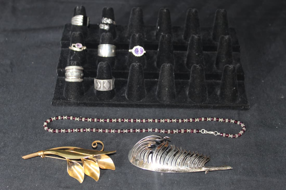 (10) .925 Sterling Silver Jewelry - Necklaces, Rings,  & Brooches (1 of 7)