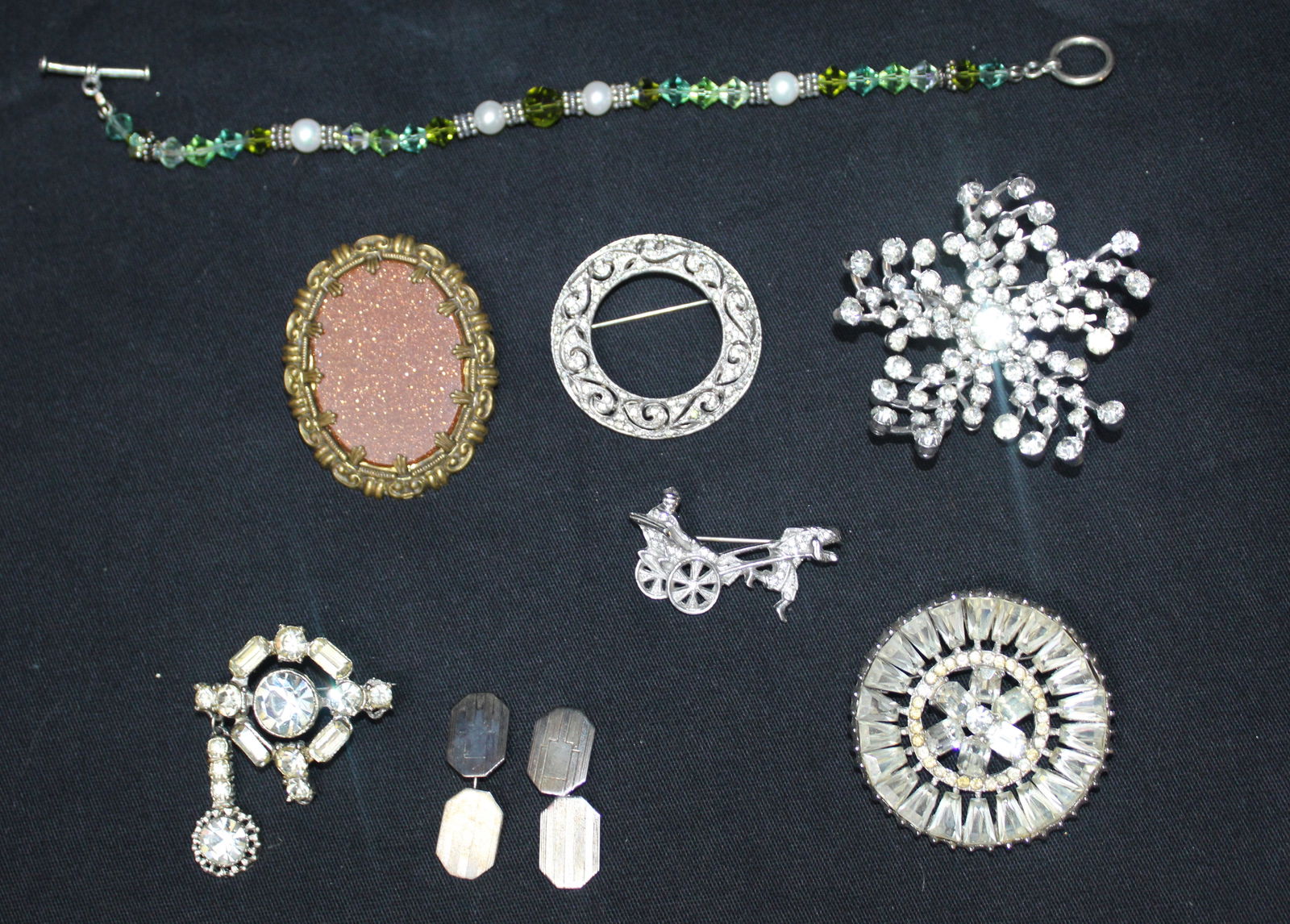 Lot of 6 Old Brooches 1 Old Bracelet 1 Set of Old Cufflinks (1 of 11)