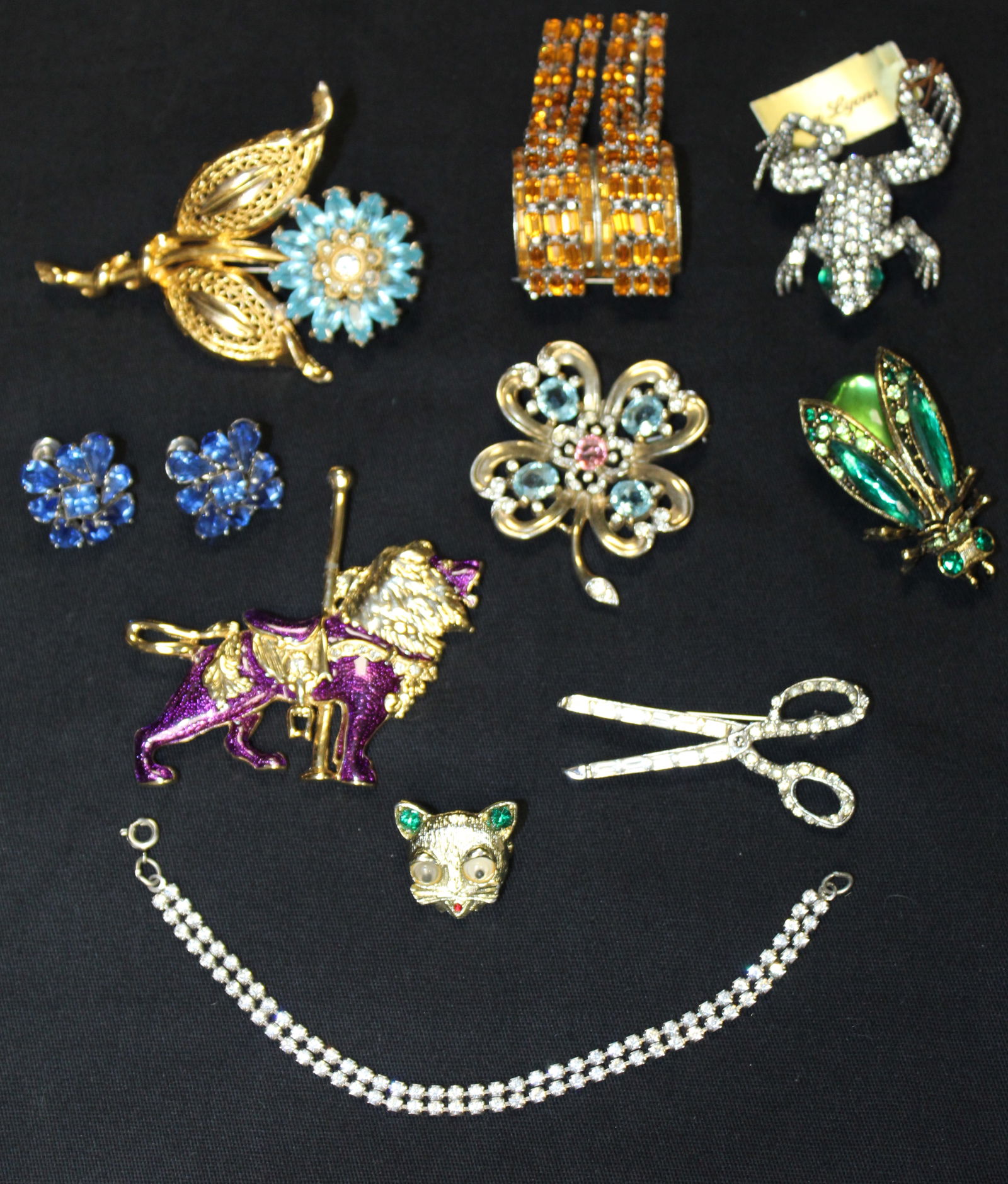 Lot of 10pcs of Costume Jewlery Brooches, Earrings and Bracelets: ART,  & Erica Lyons (1 of 10)