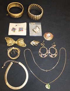 10pc of Costume Jewelry - Bracelets, Necklaces, Brooches & Earrings - Trifari, Coro,: 10pc of Costume Jewelry - Bracelets, Necklaces, Brooches & Earrings. This is a beautiful lot of jewelry that will be perfect for any special occasion. They're all various sizes and colors and all