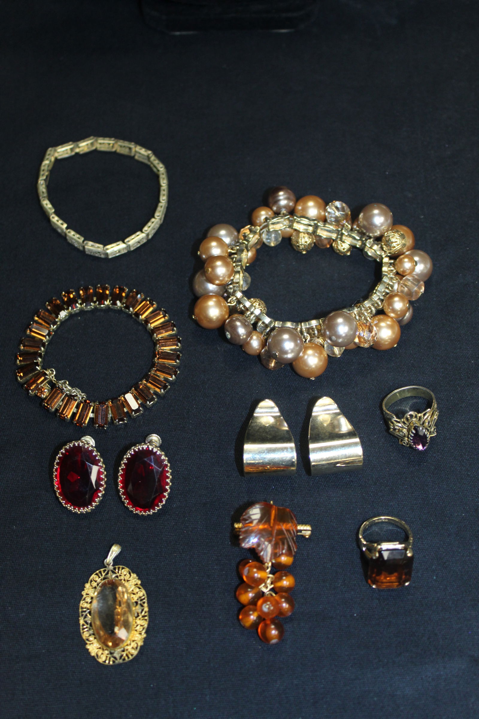 10pc Gold tone Costume Jewelry - Bracelets, Rings, Earrings, Brooches & Pendant - Avon (1 of 10)