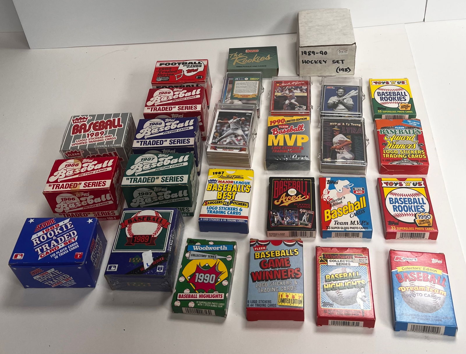 (26 ) Baseball Trading Cards & Hockey Trading Cards- Topps. Score & Fleer (1 of 11)