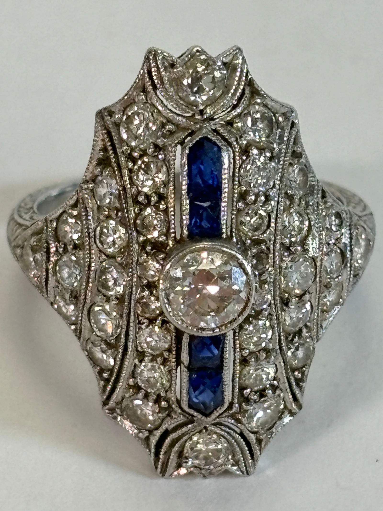 Platinum 1920'S Dinner Ring Total Of 10.00 Carats Diamonds And 2.00 Carats Of Sapphires (1 of 5)