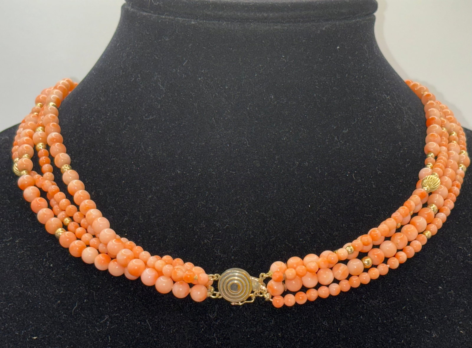 14kt Gold & Coral Multi Swing Necklace: 14kt Gold & Coral Multi Swing Necklace. This is a beautiful neck, the bead work is done very nicely. the necklace is in great condition, the beads consist of light coral with small 14kt gold beads in 