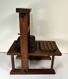 Wooden Typeset Press - Salesmans Sampler: This is a Wooden Typeset Press, its a Salesmans Sampler, great for anyone who likes these types of americana, it is not branded. It is in good condition for its age. The measurements are 12" x 9