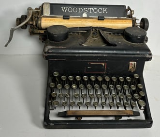 Vintage 1940s Woodstock Typewriter Made in U.S.A.