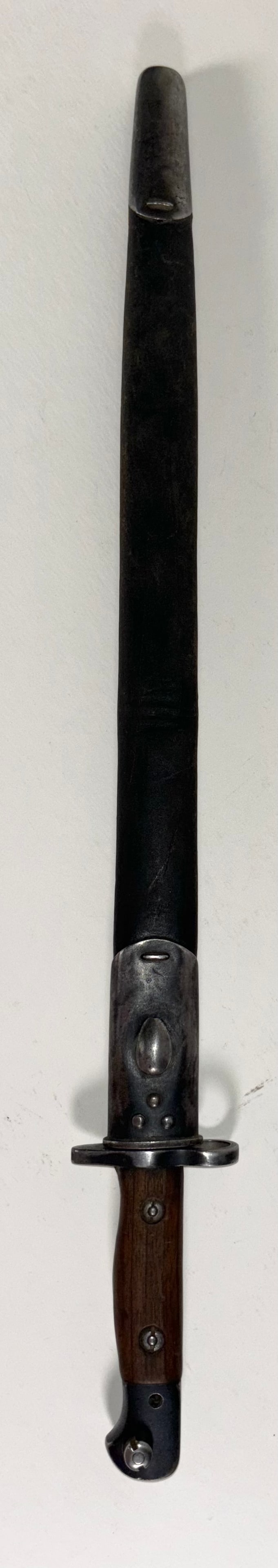 1907 WW1 Wilkinson  Bayonet with Leather Sheath (1 of 11)